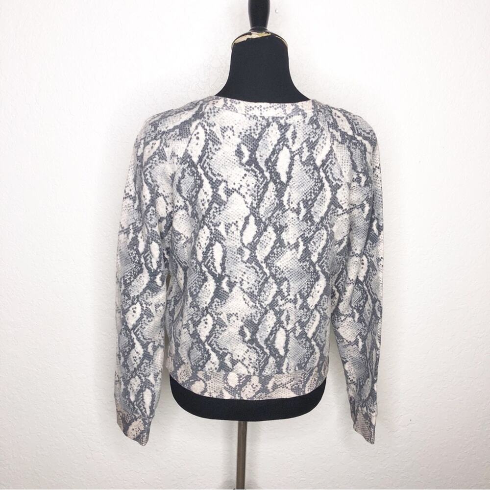 PAIGE cream gray snake python print sweatshirt kn… - image 12